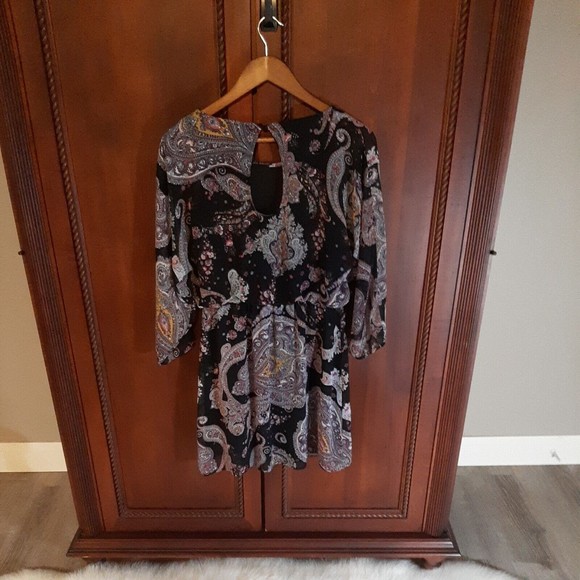 Express Womens Size M Drop Waist Dress Lined Scoop Neck 3/4 Sleeve Black/Paisley - Picture 5 of 10